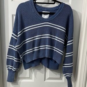 Aerie Blue & White Striped Cropped Knit Sweater Size Medium